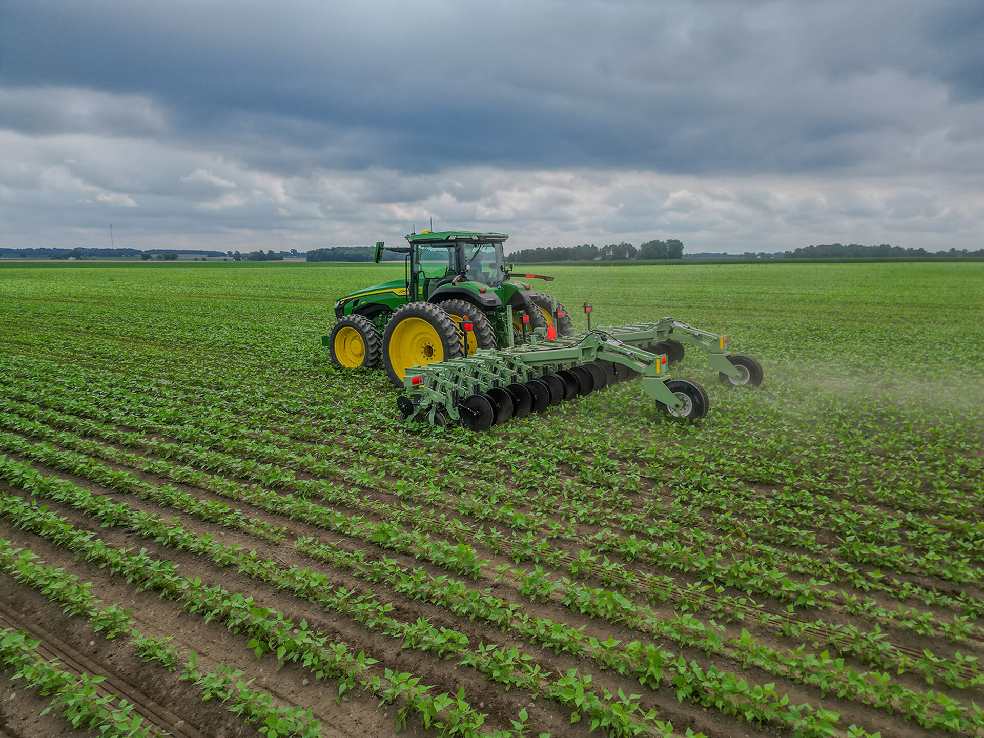 【Sobaq】MN Our Crop HDZ Row Crop Cultivators Cultivator - Orthman Farm Equipment