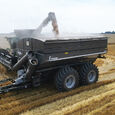 Parker 1550 Catching Combine