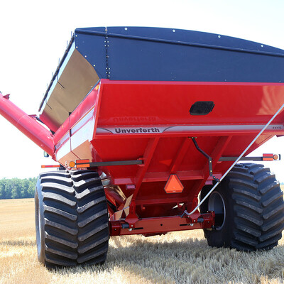 Rear View-19-Series Xtreme Grain Cart