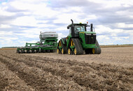 Unverferth Raptor Strip-Till Tool DT Model In Field